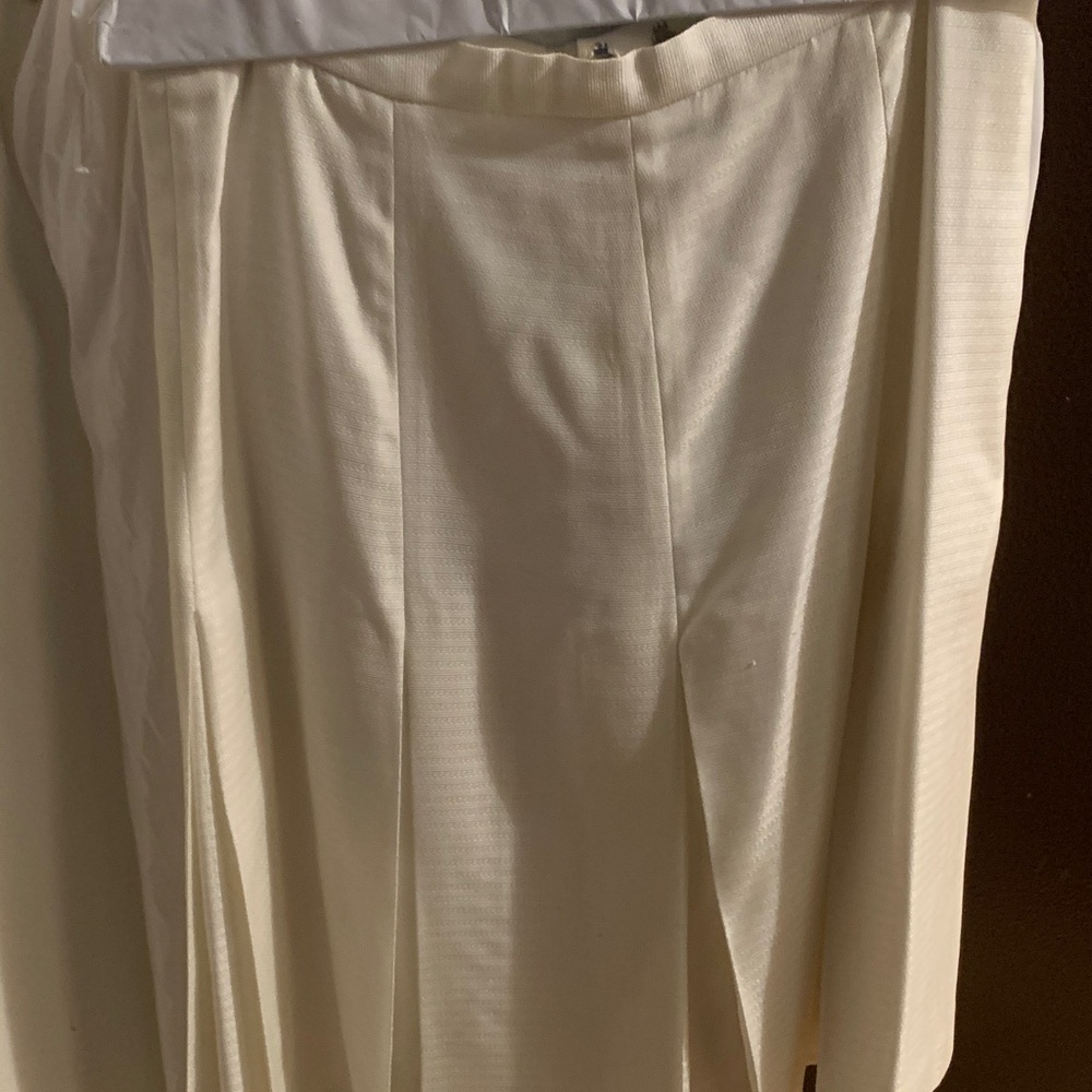 Elegant Cream Skirt